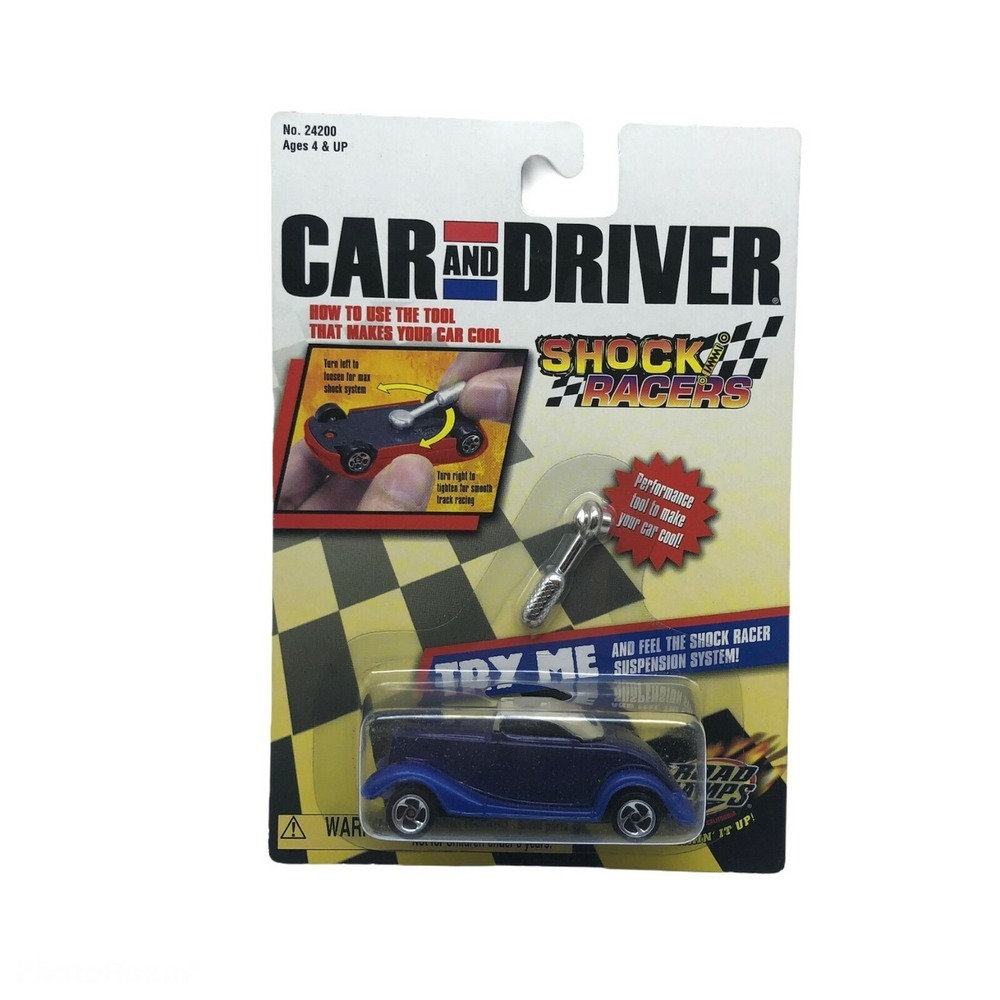 Road Champs Car and Driver Shock Racers‎ 1934 '34 Ford Cabriolet Car Blue 1/64